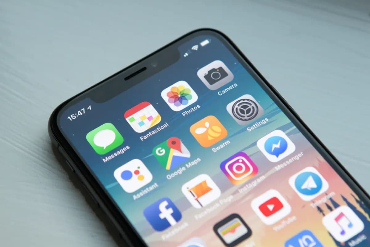 Space gray iphone x